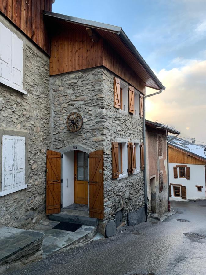 Maison Au Coeur Du Village De Saint-bon Casa vacanze *